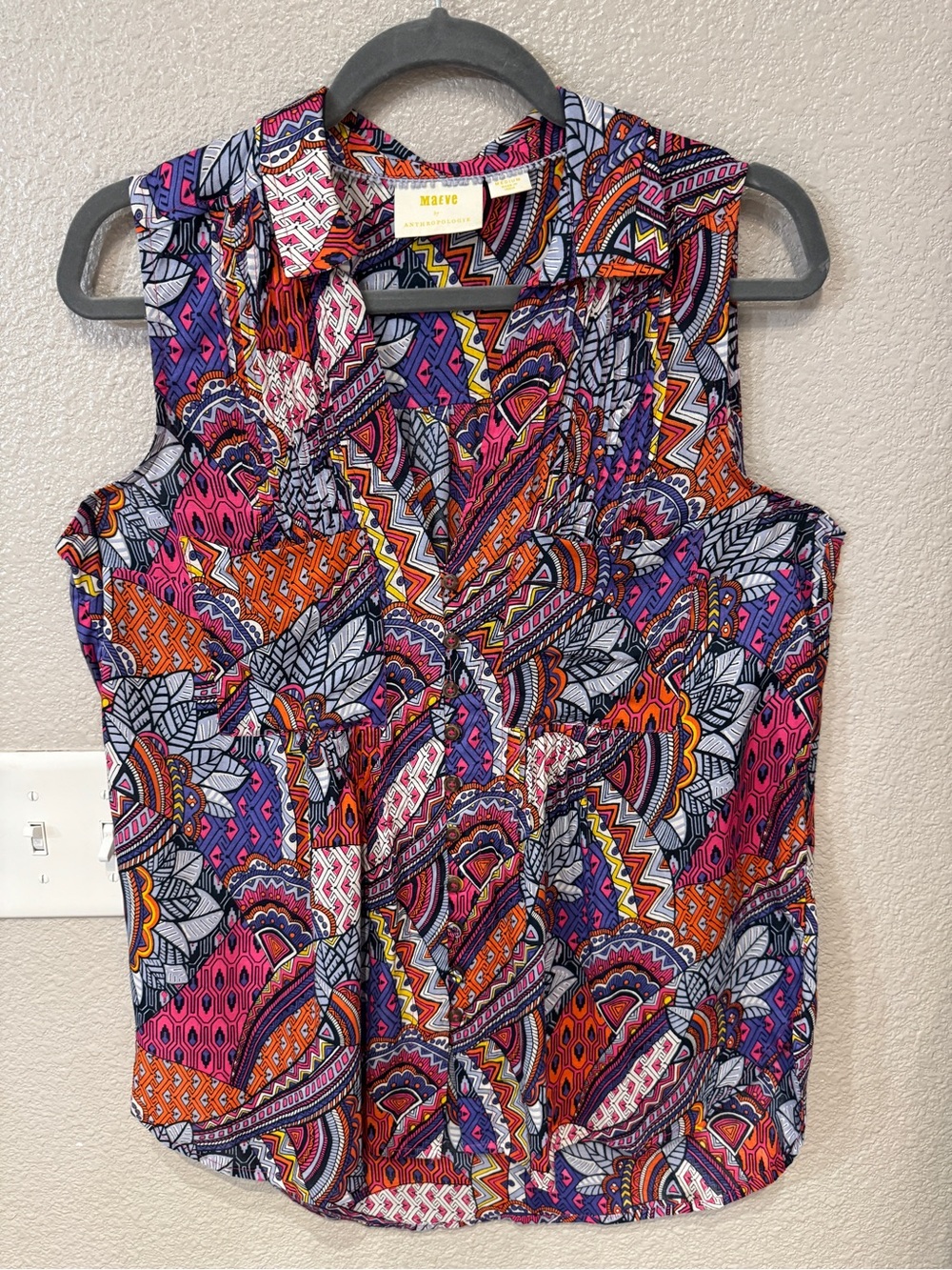 Maeve Anthropologie Sleeveless Tribal Print Blouse Medium Boho Button Front Top